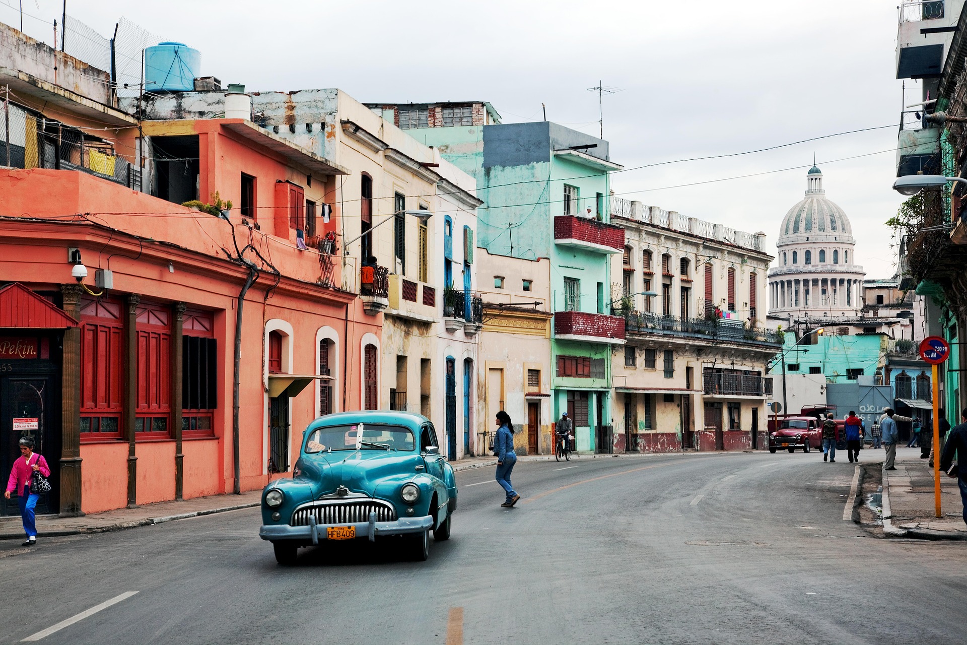 Cuba Pink Tourist Card : Streets in Cuba
